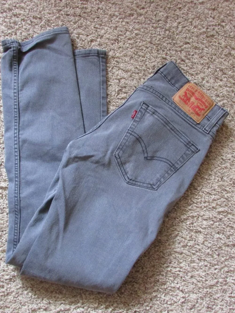 Levi's 511 30X32 Lighter Gray Zip Fly 5 Pocket Jeans EUC straight Leg